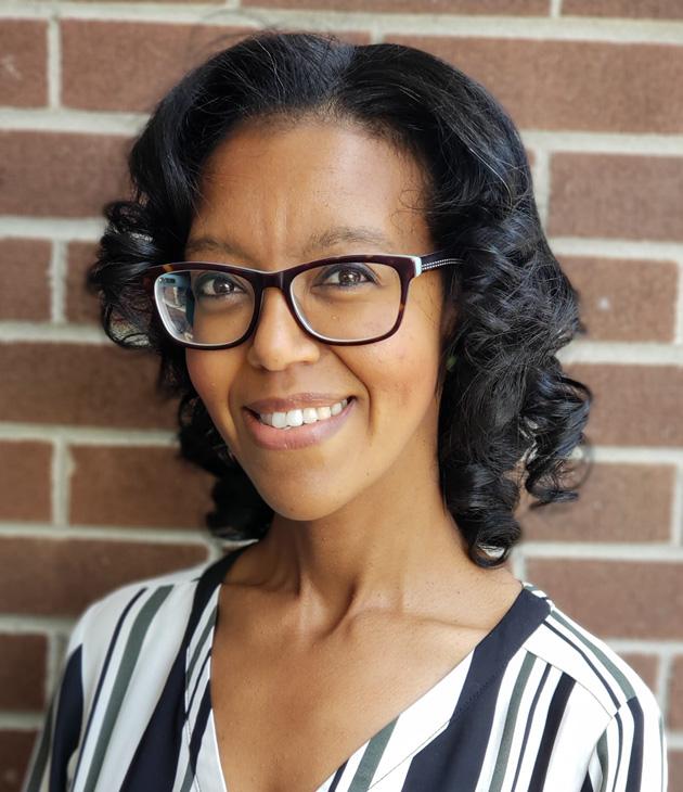 Eirini Ververi, Registered Social Worker and Psychotherapist providing trauma-informed therapy in Ontario